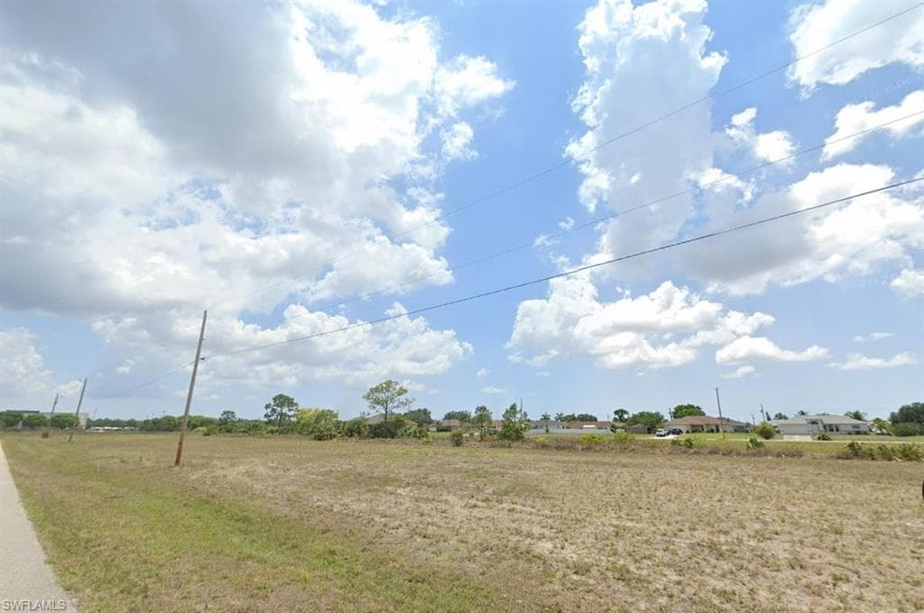 1224 NE 19th PL CAPE CORAL, FL 33909