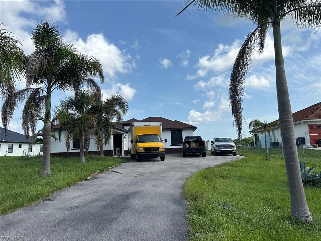 2955 43rd AVE NE NAPLES, FL 34120