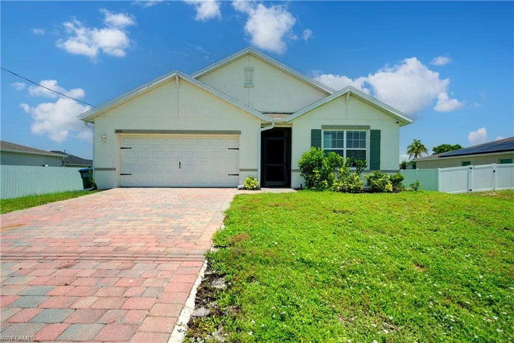 919 NE 11th ST CAPE CORAL, FL 33909