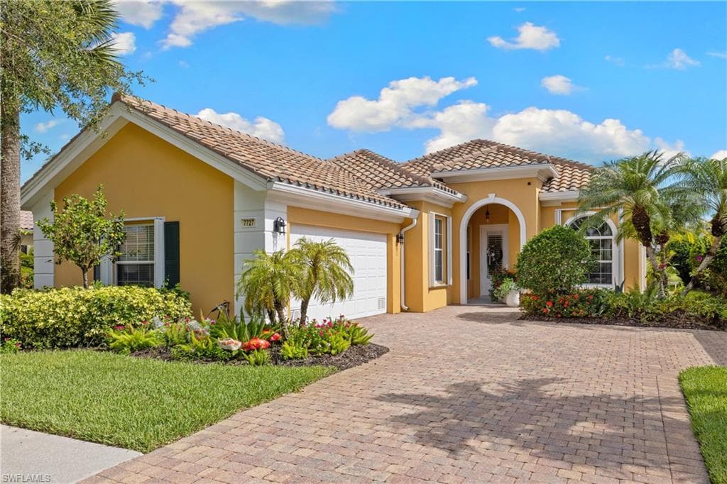 7727 Tommasi CT NAPLES, FL 34114