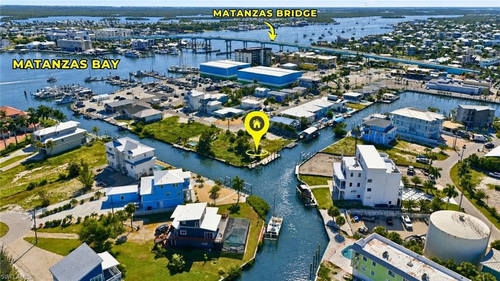 800 3rd ST FORT MYERS BEACH, FL 33931