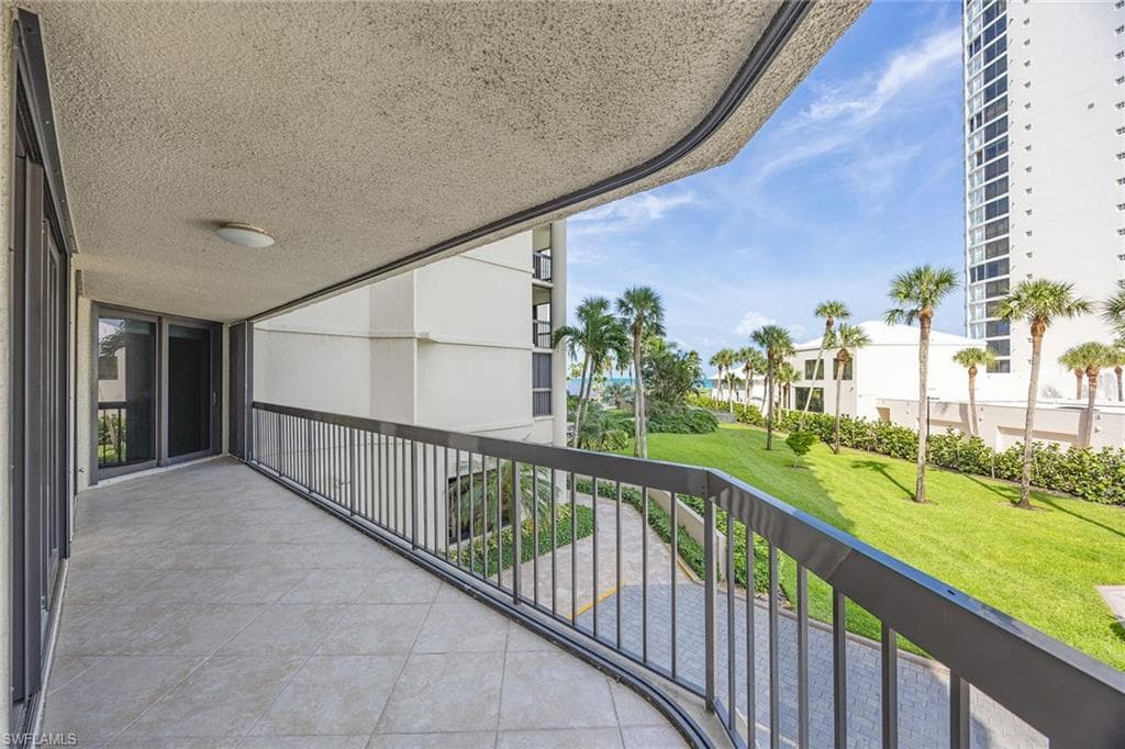 4551 Gulf Shore BLVD N 200 NAPLES, FL 34103