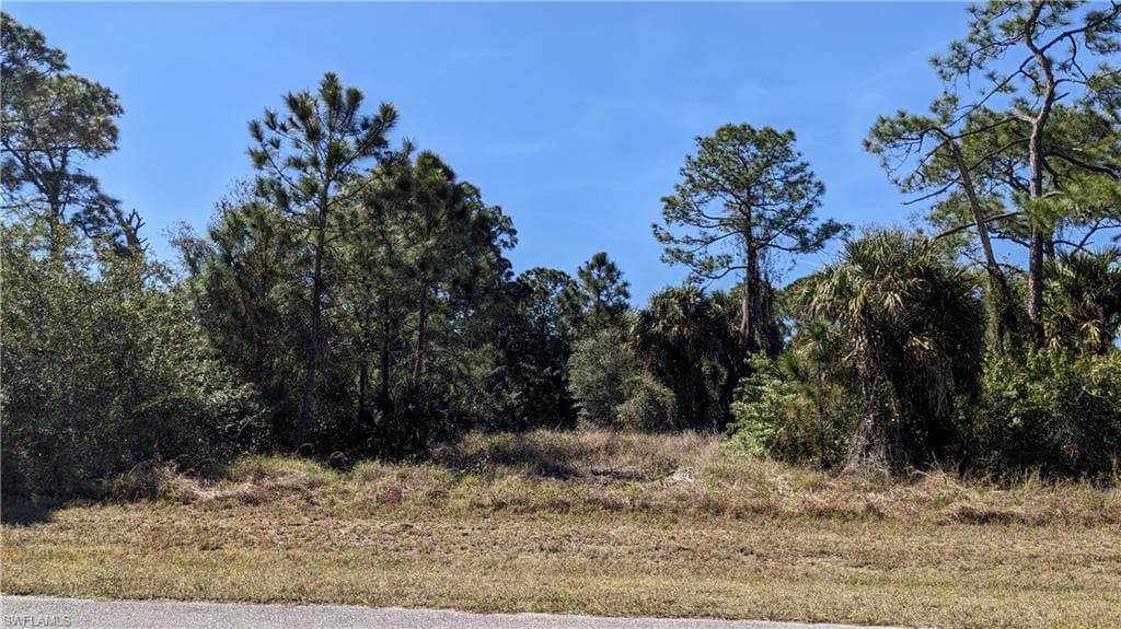 8026 Rolling CIR LABELLE, FL 33935