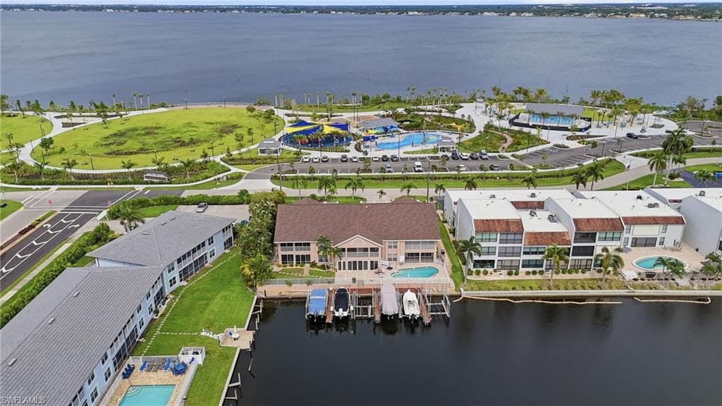 4206 SE 20th PL 105 CAPE CORAL, FL 33904
