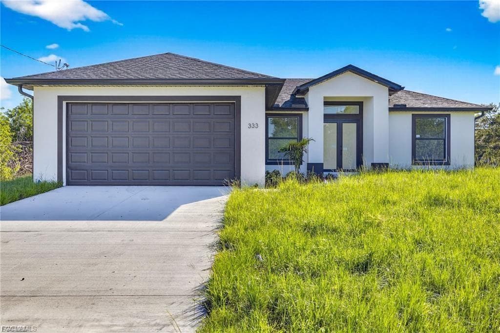 333 PINEHURST AVE LEHIGH ACRES, FL 33974
