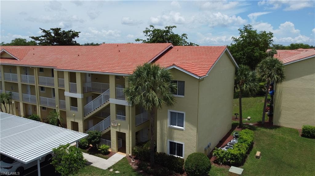 8294 Key Royal CIR 1631 NAPLES, FL 34119
