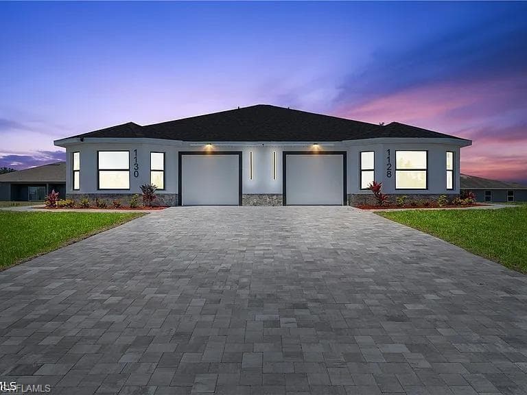 1130 Graystone AVE LEHIGH ACRES, FL 33974