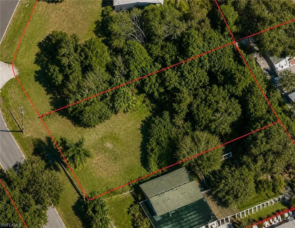 305 Bellair RD FORT MYERS, FL 33905