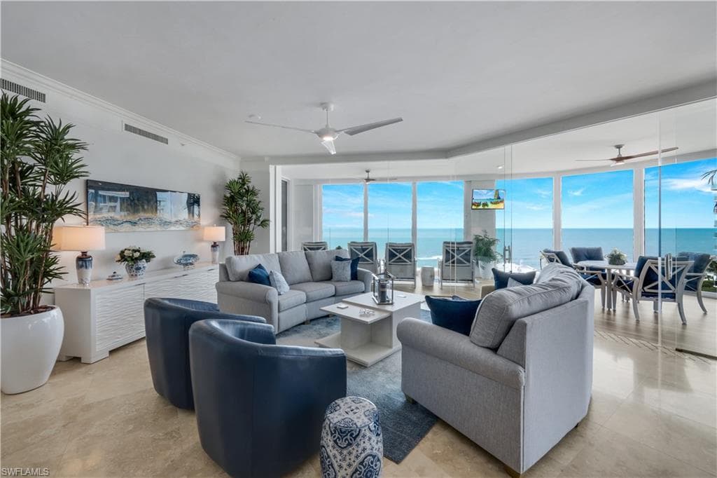 81 Seagate DR 803 NAPLES, FL 34103