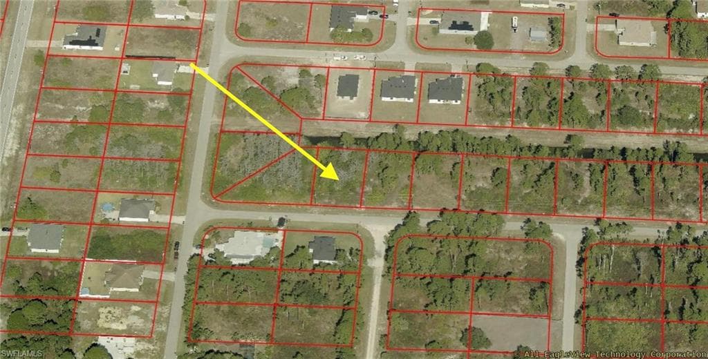 617 Trinity ST E LEHIGH ACRES, FL 33974