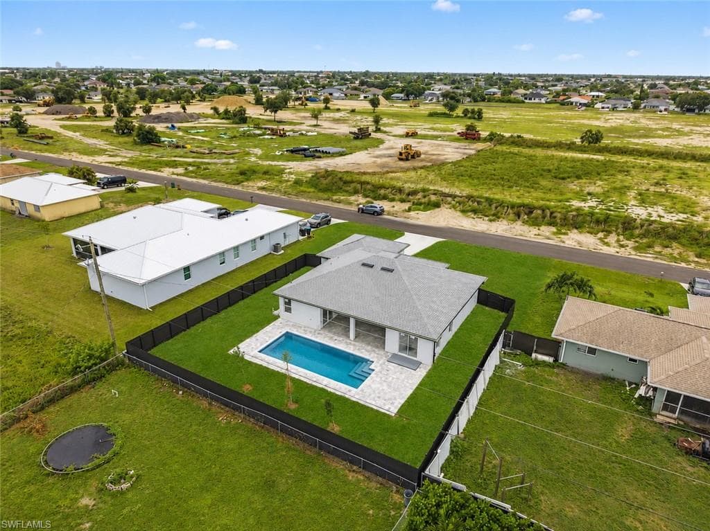 1013 14th TER CAPE CORAL, FL 33909