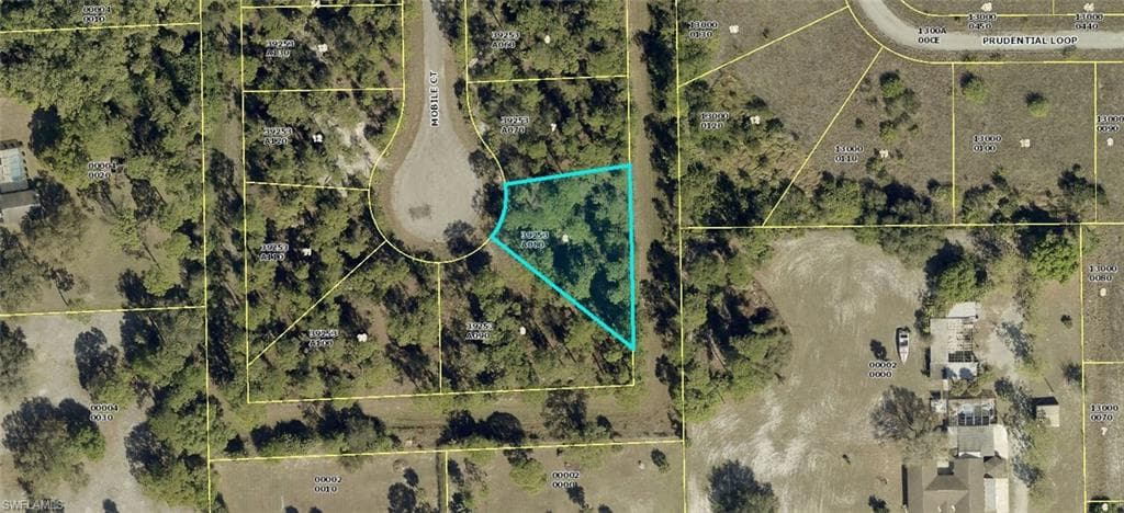 1832 Mobile CT LEHIGH ACRES, FL 33972