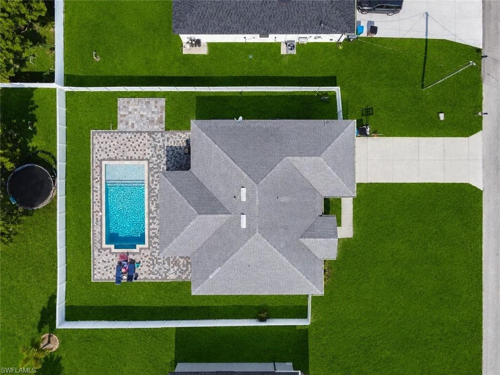 1802 NW 20th TER CAPE CORAL, FL 33993