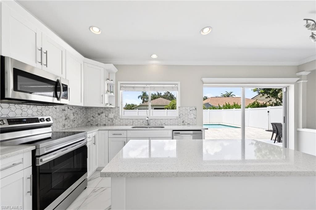 13225 Hampton Park CT FORT MYERS, FL 33913