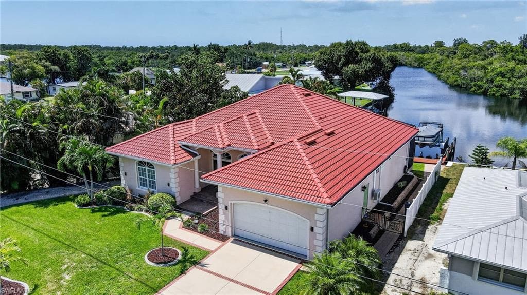 1298 Thompson ST NORTH FORT MYERS, FL 33903