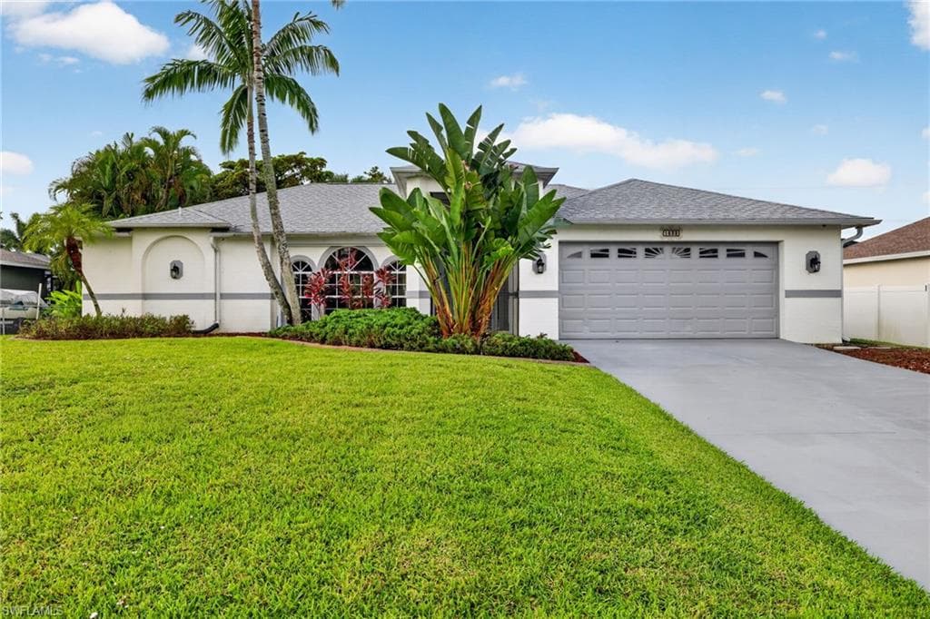 1632 SW 43rd TER CAPE CORAL, FL 33914