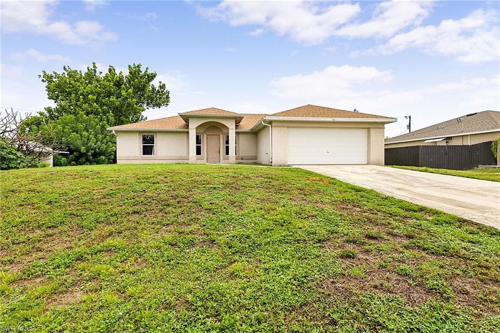 2909 38th ST SW LEHIGH ACRES, FL 33976