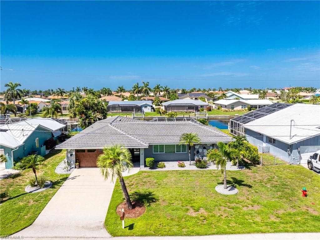 321 Capri Isles CT PUNTA GORDA, FL 33950