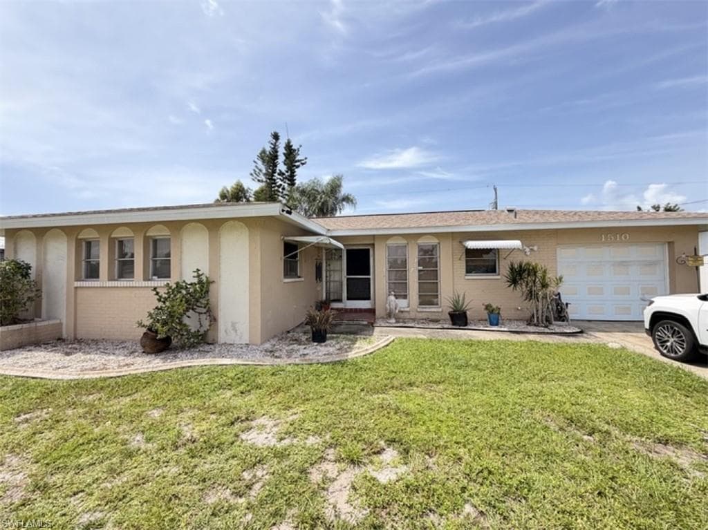 1510 SE 42nd ST CAPE CORAL, FL 33904