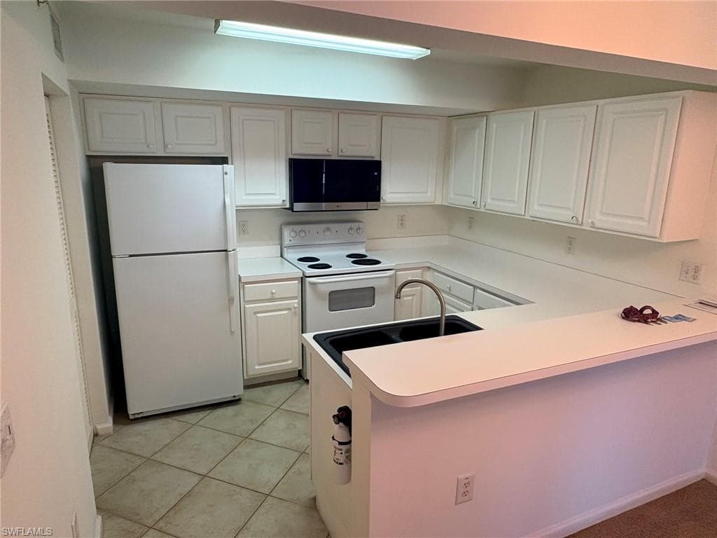 4127 Residence DR 415 FORT MYERS, FL 33901