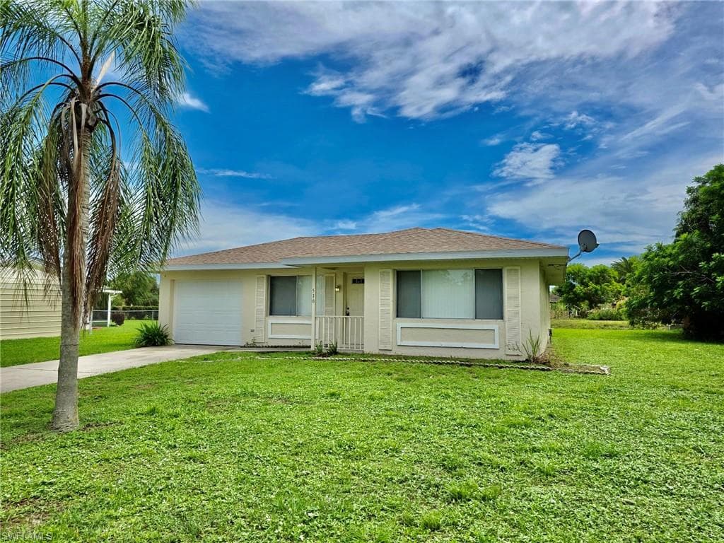 516 Parkside ST LEHIGH ACRES, FL 33936