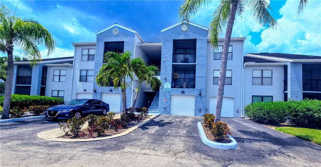 13545 Eagle Ridge DR 826 FORT MYERS, FL 33912