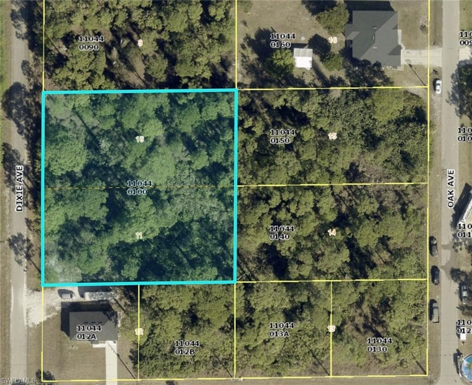 1504 Dixie AVE LEHIGH ACRES, FL 33972