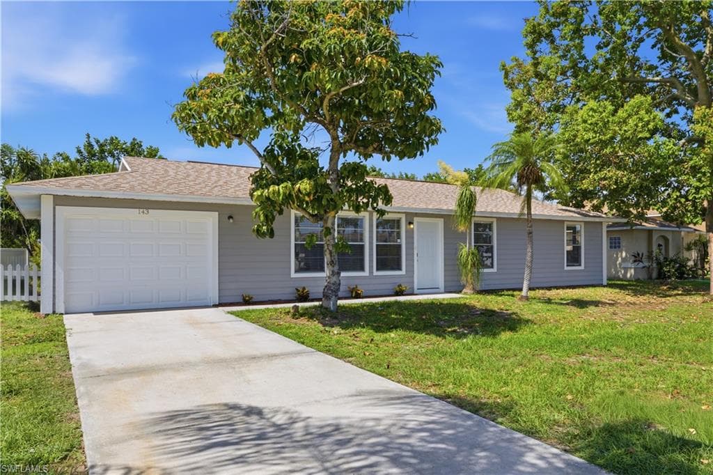 143 30th TER CAPE CORAL, FL 33904