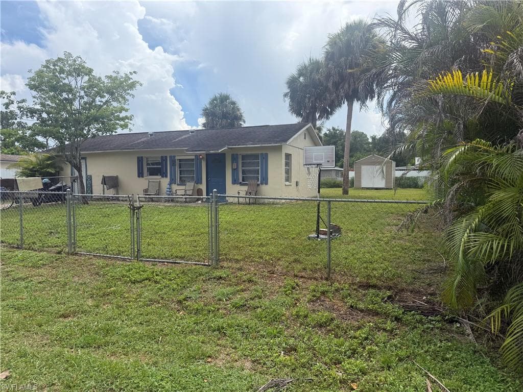308 Vermont WAY LEHIGH ACRES, FL 33936