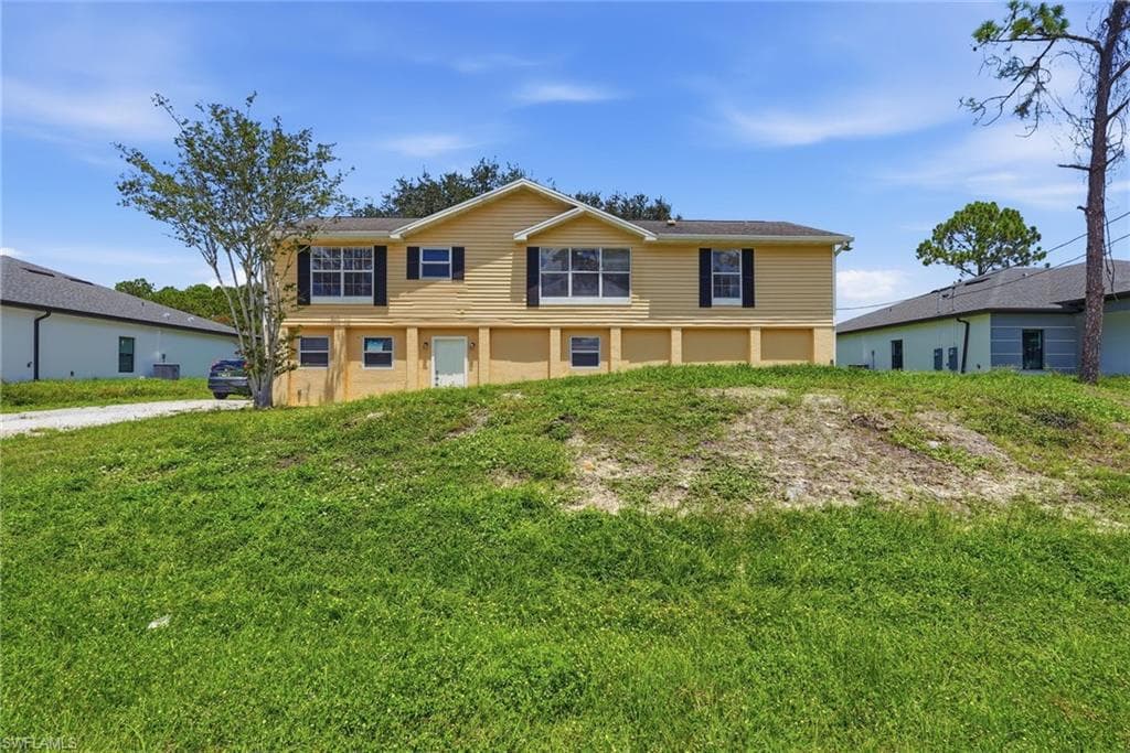 2216 Leda AVE S LEHIGH ACRES, FL 33973