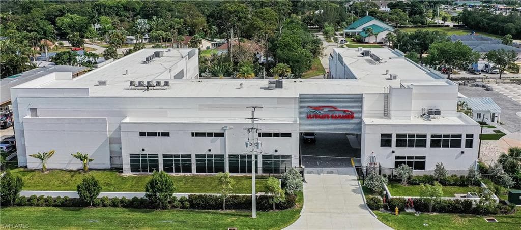 3101 Terrace AVE 323 NAPLES, FL 34104