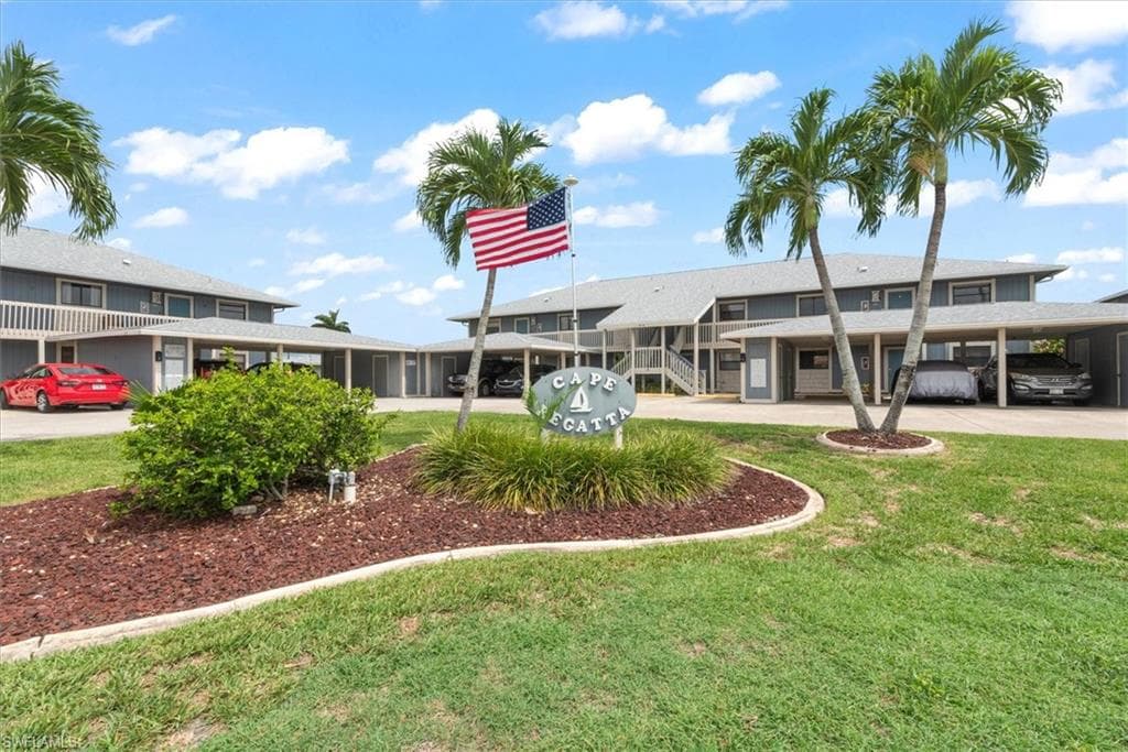 816 SW 48th TER 102 CAPE CORAL, FL 33914