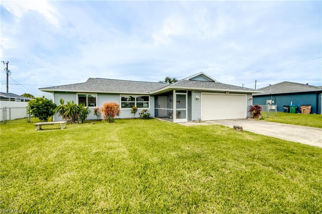 1324 Gleason PKWY CAPE CORAL, FL 33914