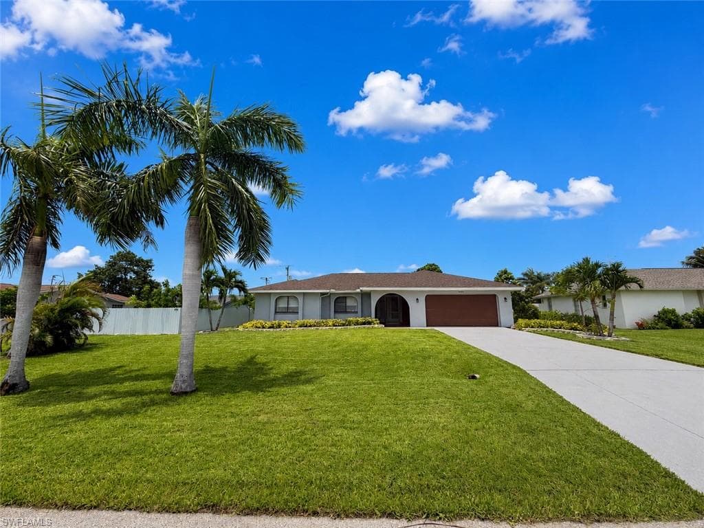 1631 SE 20th ST CAPE CORAL, FL 33990