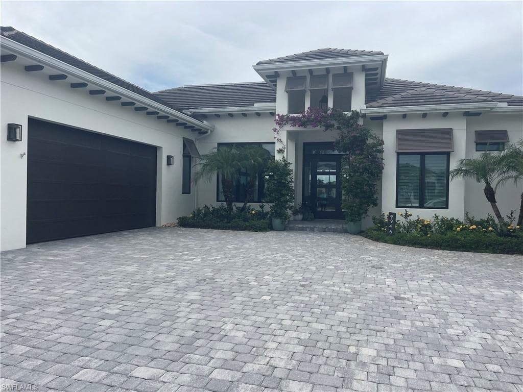 9946 Montiano DR NAPLES, FL 34113