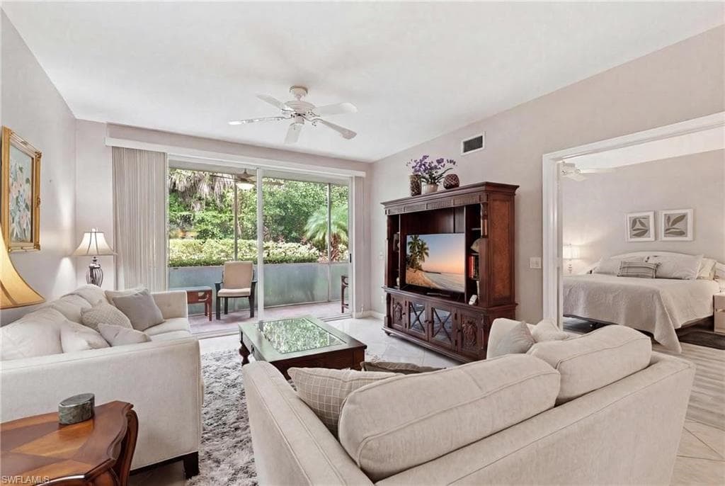 2245 Hidden Lake DR 3 NAPLES, FL 34112