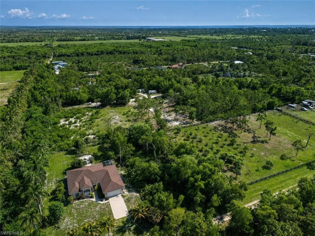 6207 Hodges DR BOKEELIA, FL 33922
