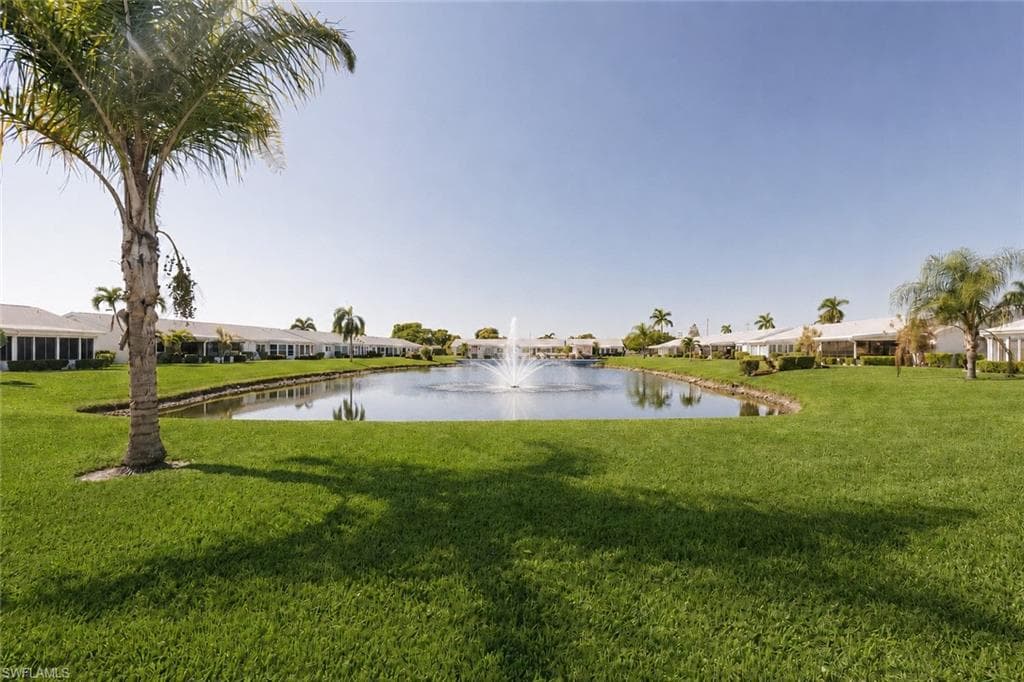 6916 Winkler RD FORT MYERS, FL 33919