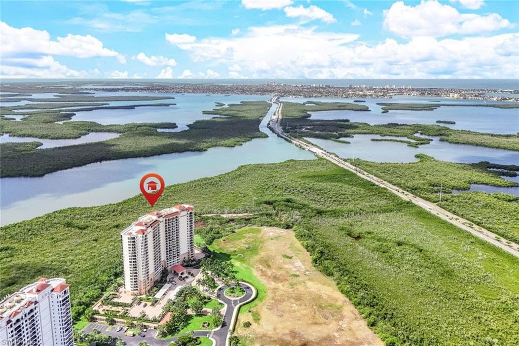 1050 Borghese LN 206 NAPLES, FL 34114