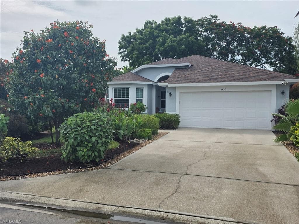 833 Mount Hood CT NAPLES, FL 34104