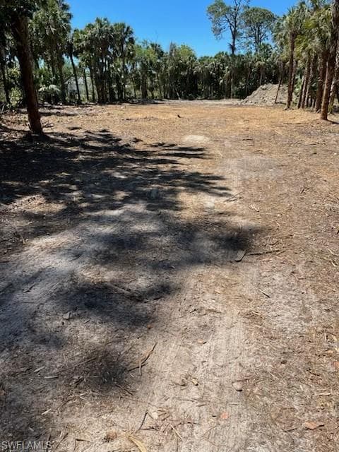 633 11th St NW NAPLES, FL 34120