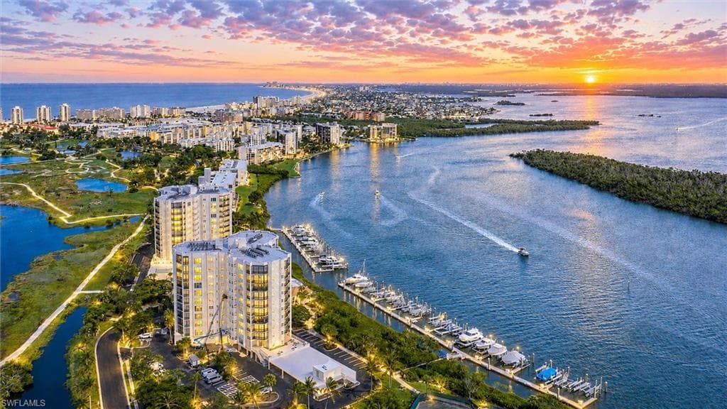 4199 Bay Beach LN FORT MYERS BEACH, FL 33931