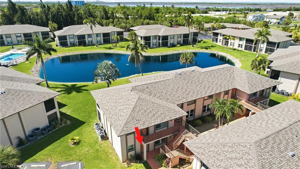 16881 Davis RD 313 FORT MYERS, FL 33908