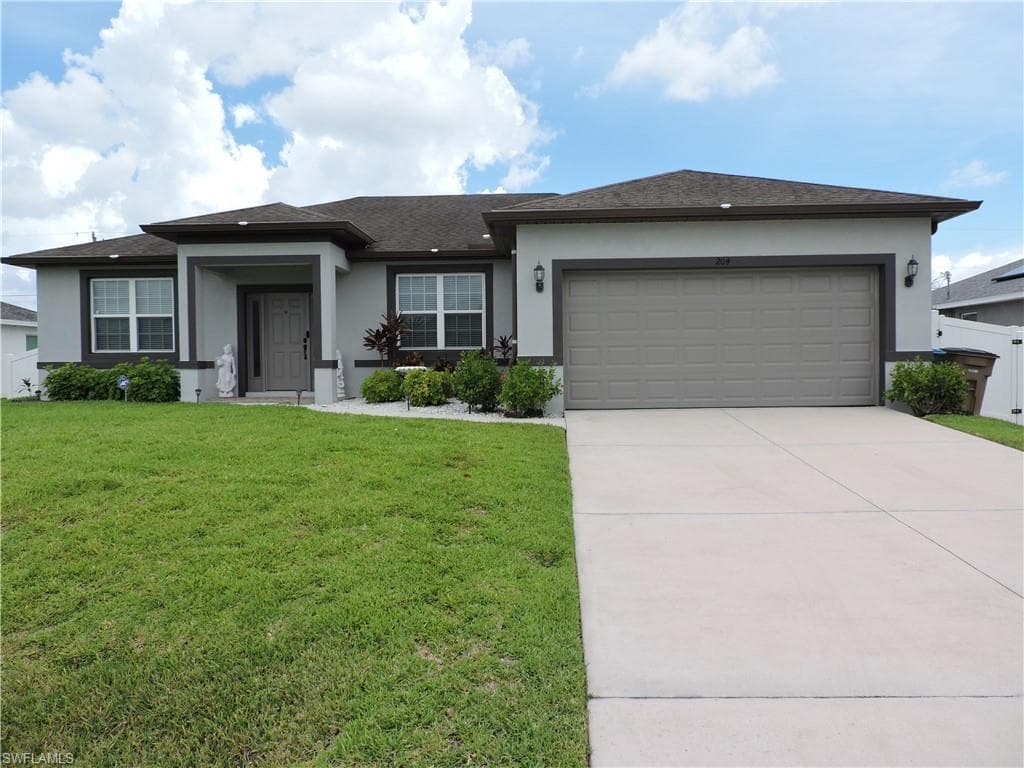 204 NW 11th ST CAPE CORAL, FL 33993