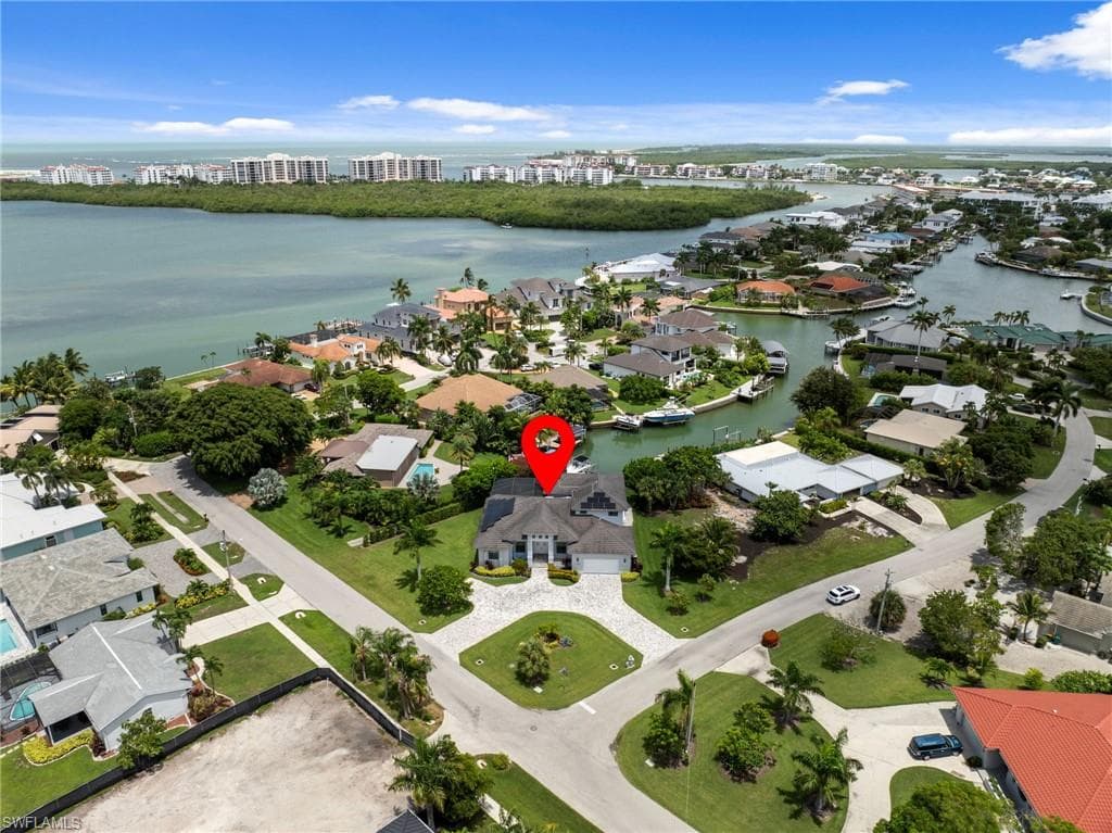 1066 Ruppert RD MARCO ISLAND, FL 34145