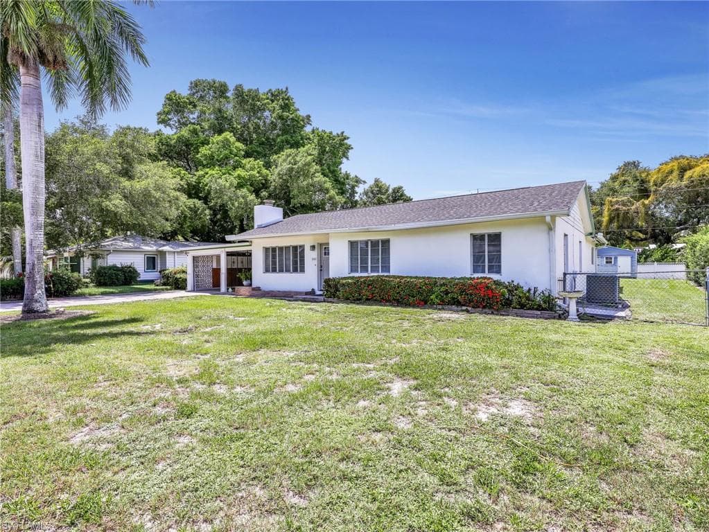1645 Ardmore RD FORT MYERS, FL 33901