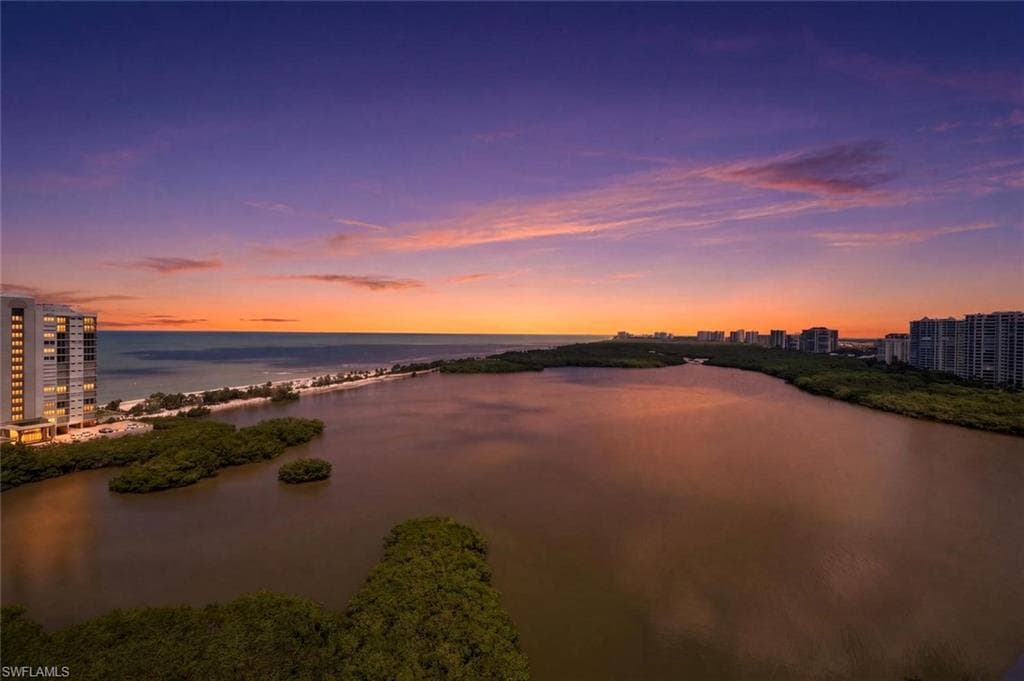 60 Seagate DR 1606 NAPLES, FL 34103