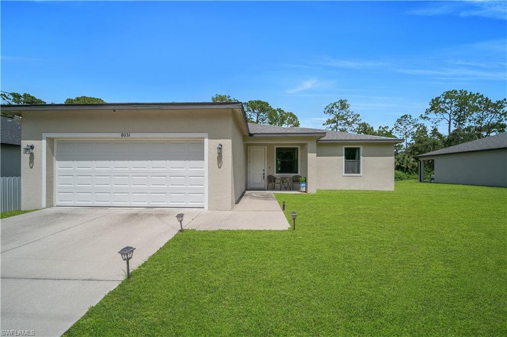 8031 Sandy CIR LABELLE, FL 33935