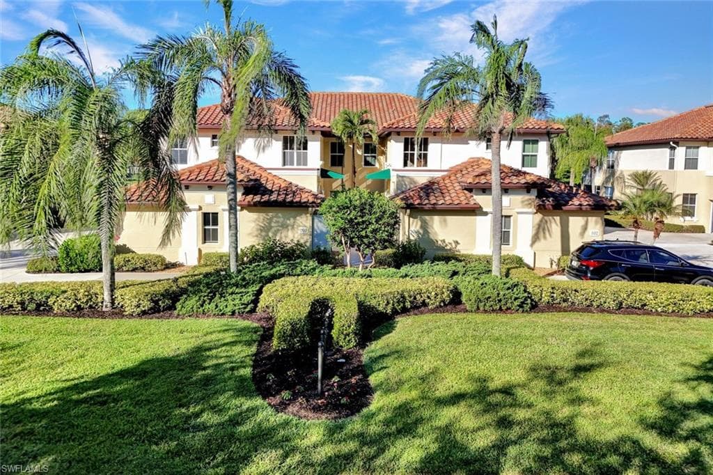 20671 Wildcat Run DR 102 ESTERO, FL 33928
