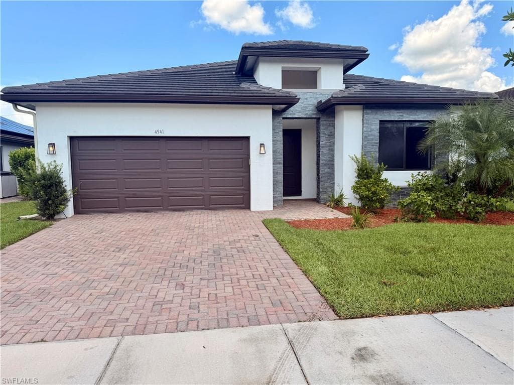 4941 Gambero WAY IMMOKALEE, FL 34142